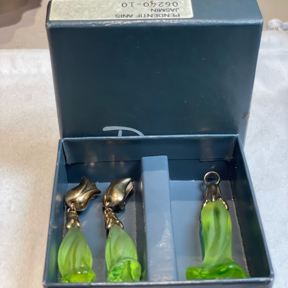 Daum France RARE Jasmine Earring and Necklace Set - Picture 8 of 8